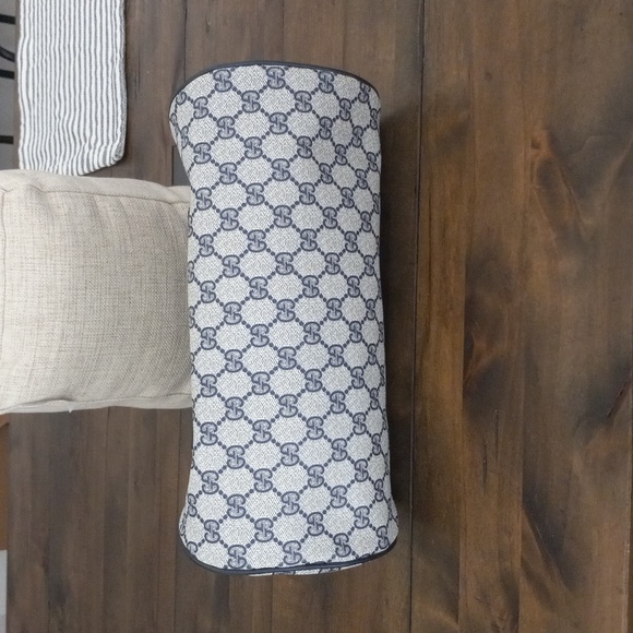 Authentic Vintage Gucci GG Monogram Supreme Tubular Satchel Bag - Picture 6 of 10